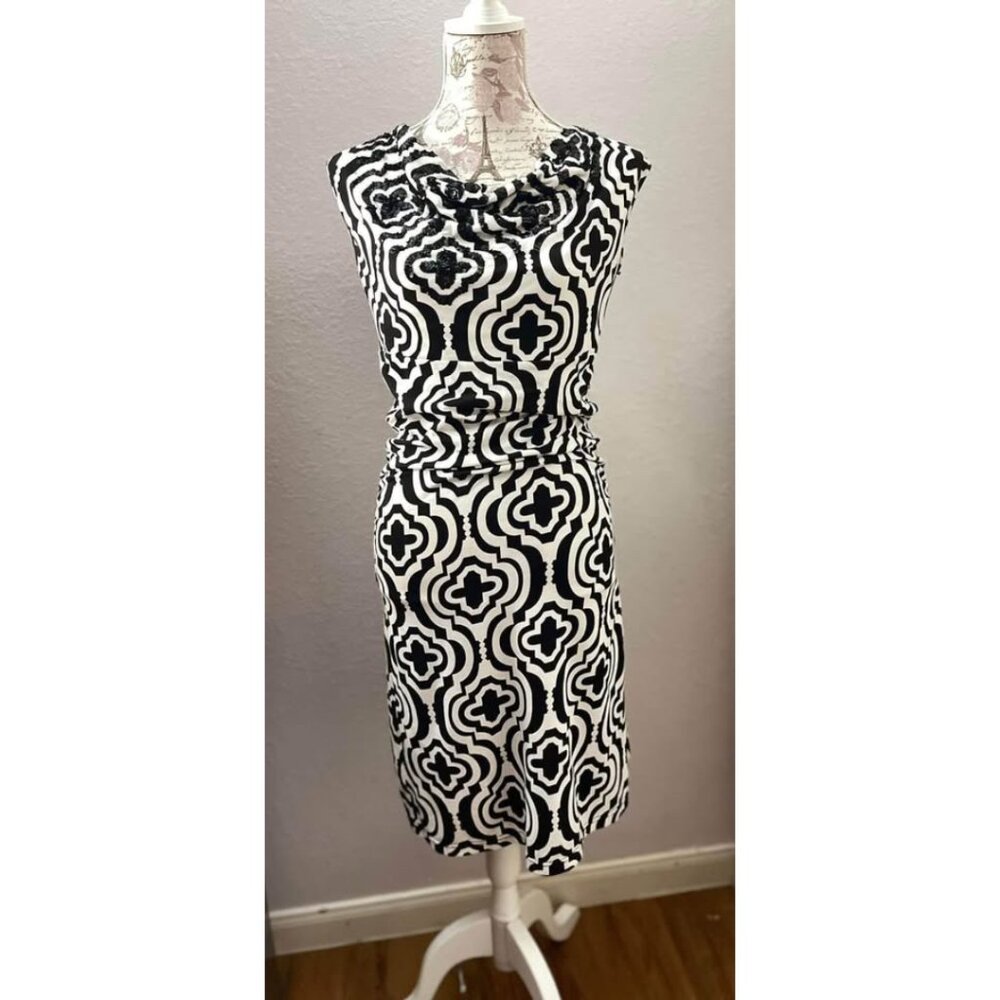 Bold Black & White Geometric Print Dress | Size S